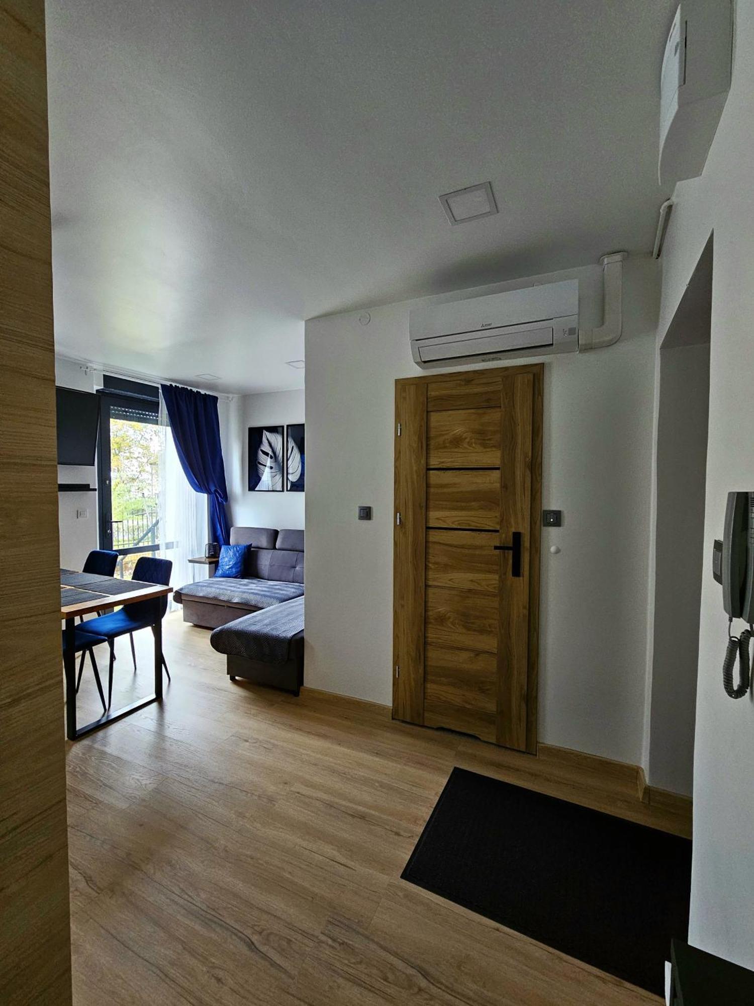 Apartament Radiostacja III Z Ogrodkiem, Parking Free Gliwice Exterior photo